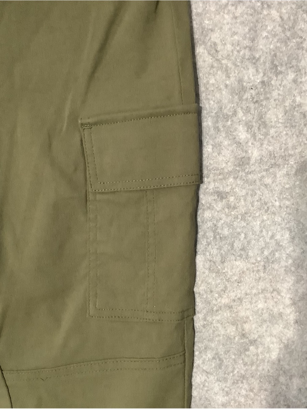 Prana Olive Green Cargo Pants - Picture 4 of 7